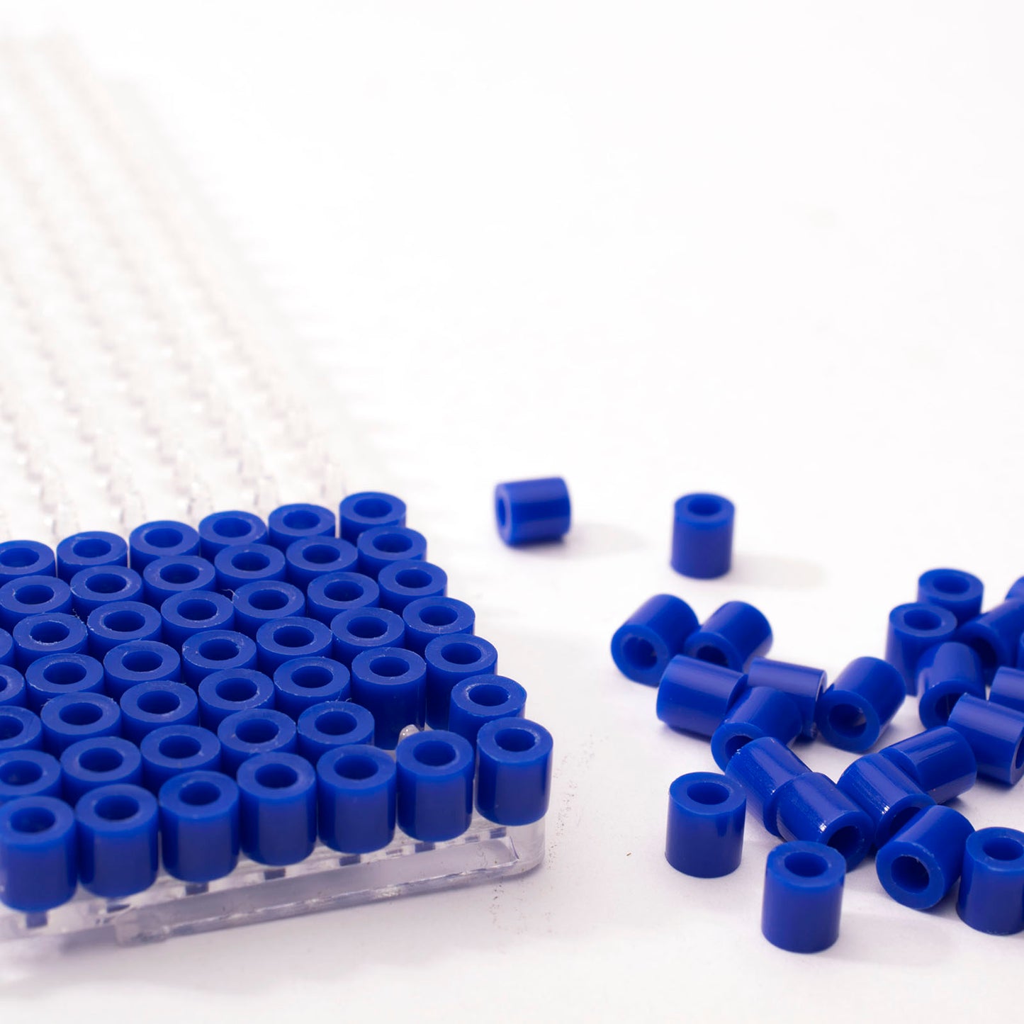Vaessen creative • Perles thermocollantes bleues 1100 pcs.