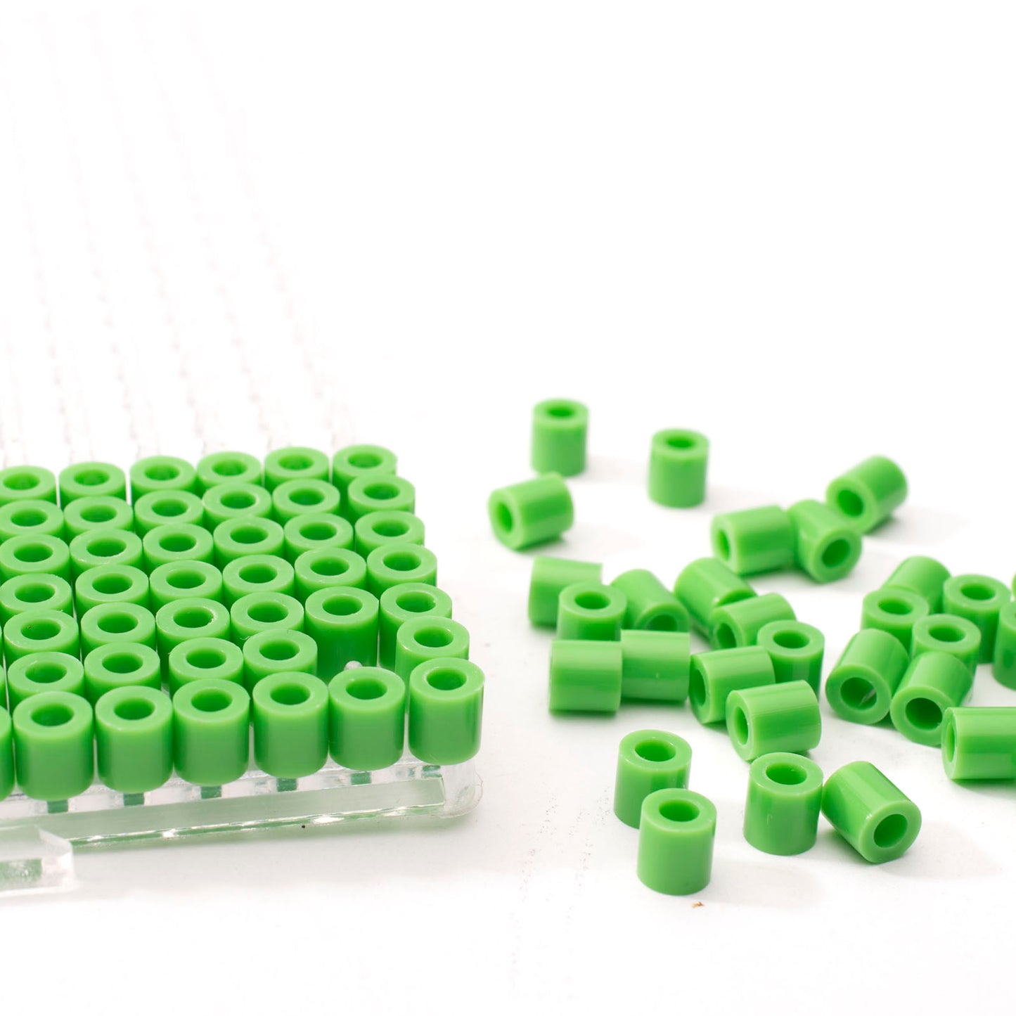 Vaessen creative • Perles thermocollantes vert clair 1100 pcs.