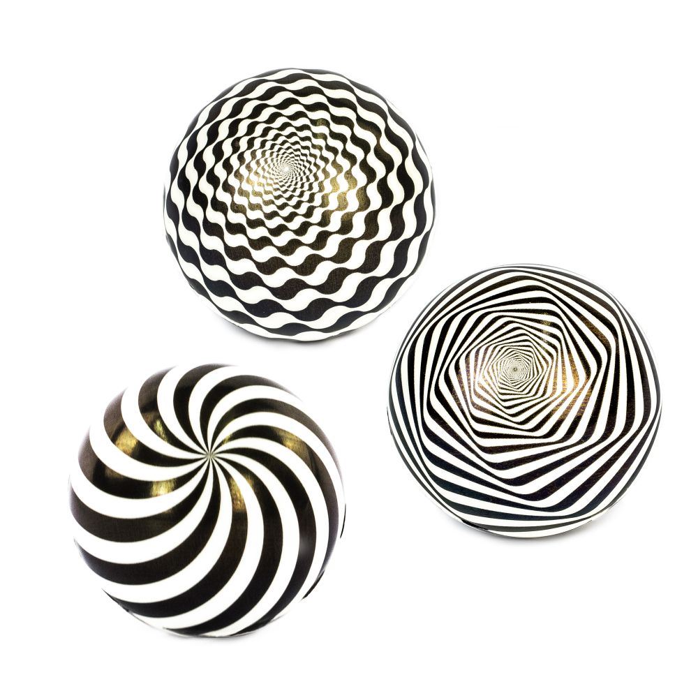 Balle d'illusion avec un rebond élevé. 3+