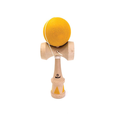 Kenda svoora ma en bois. jaune. 6+