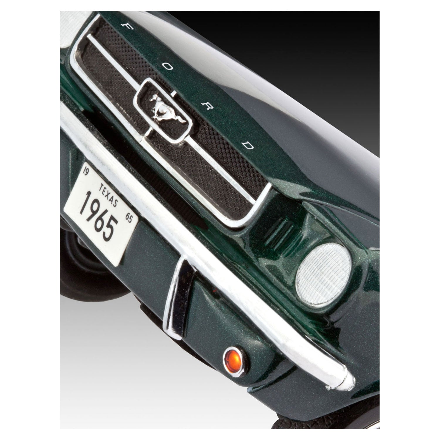Revell 1965 Ford Mustang 2 + 2 Fastback