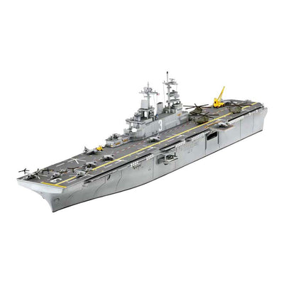 Maquette Revell - porte-avions d'assaut de la marine américaine, classe 1:700 - 142 pcs.