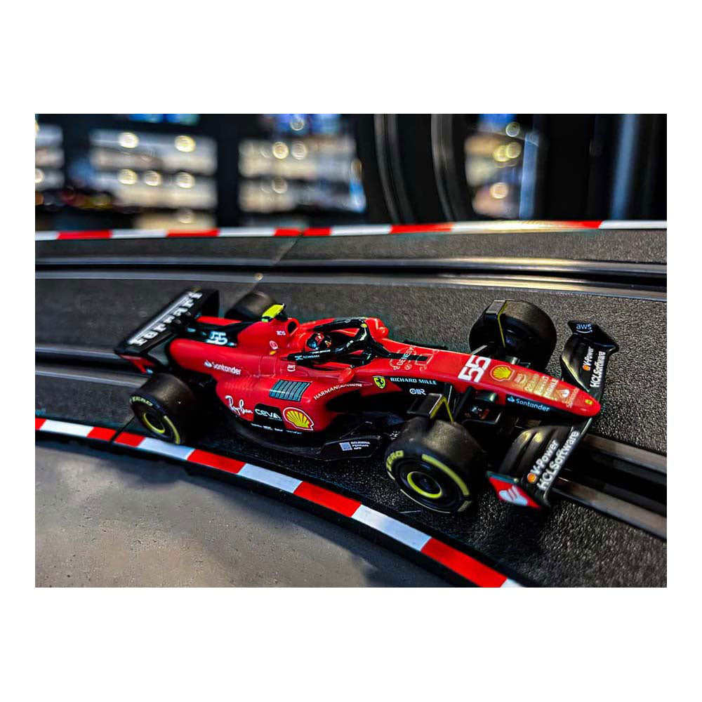 Carrera Ferrari SF-23 C. Sainz, n°55 - 1:43