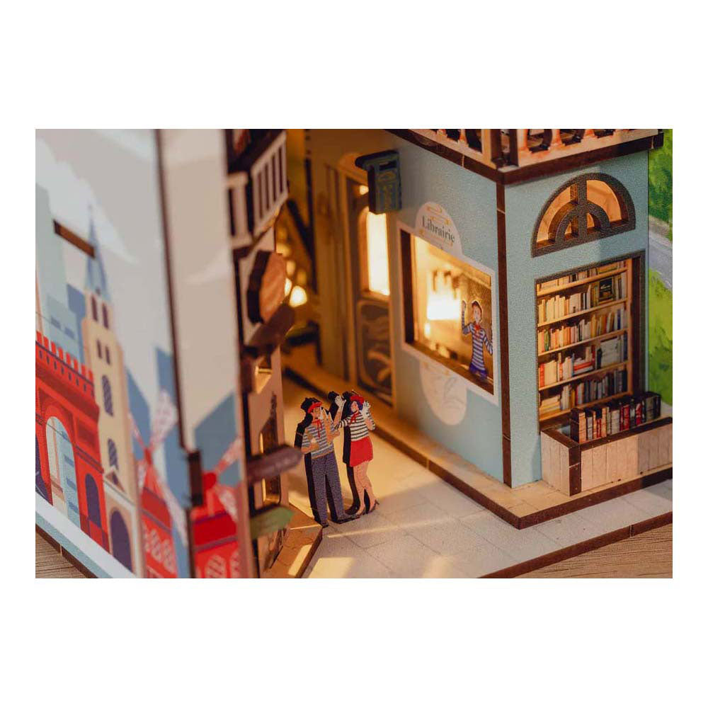 Revell - coin livre petites aventures paris