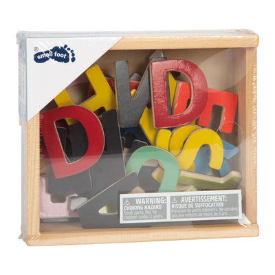 Petit pied - Lettres magnétiques en bois couleur, 37dlg.