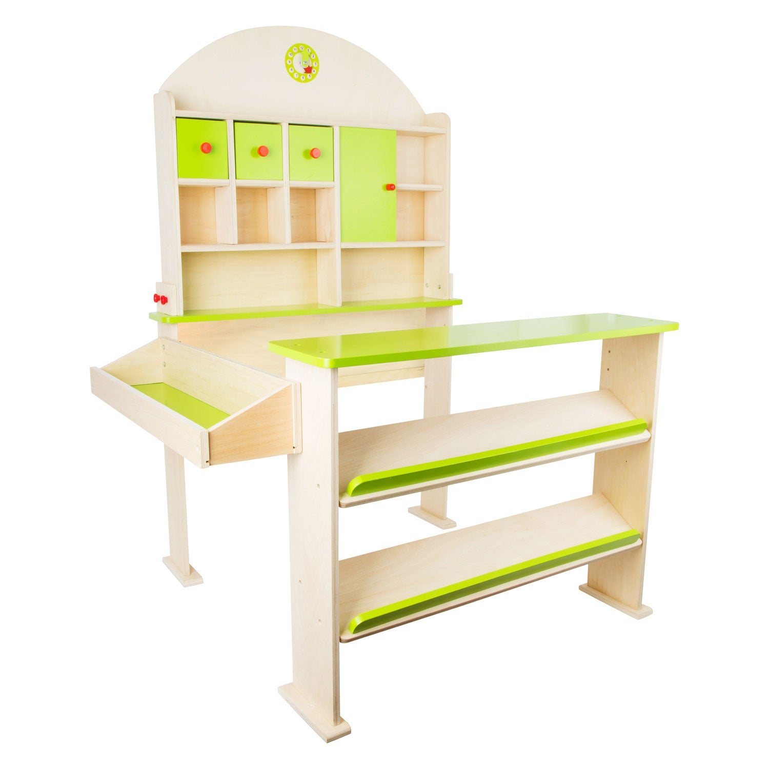 Petit marché en bois et magasin de Straam