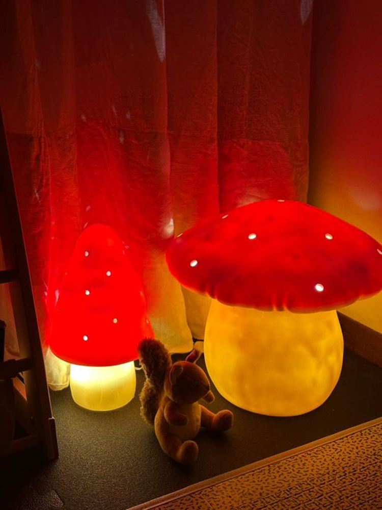 Lampe Egmont champignon rouge + variateur.