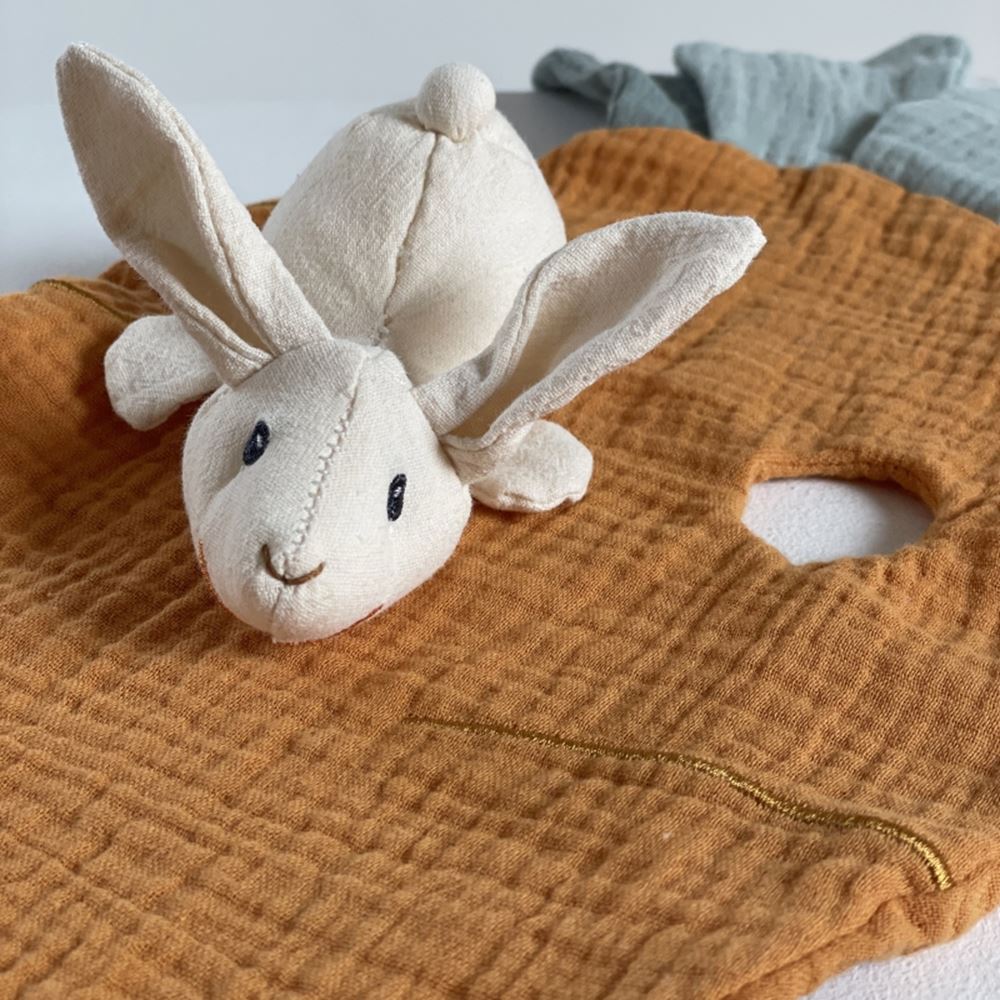 Lapin en peluche Egmont. 45x20x5cm
