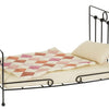 Lit de poupée en métal Egmont avec matelas, coussin