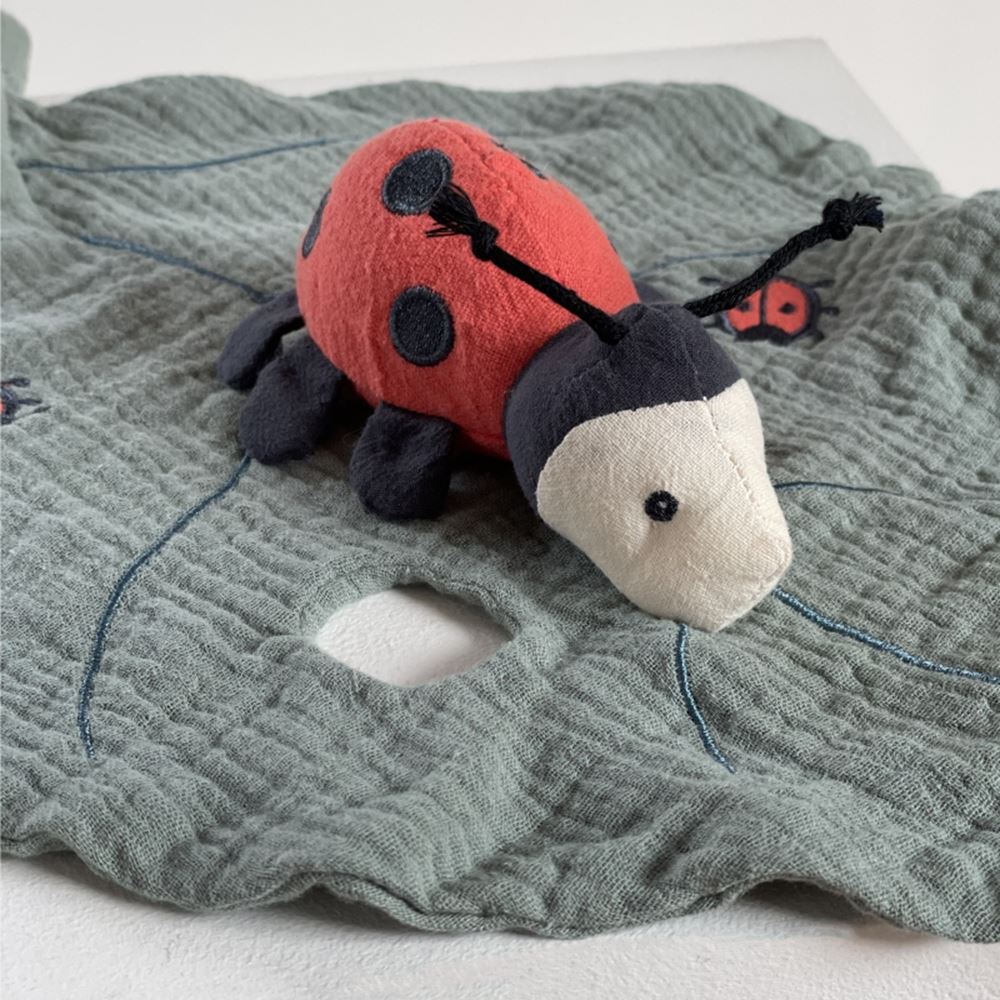 Coccinelle doudou Egmont. 45