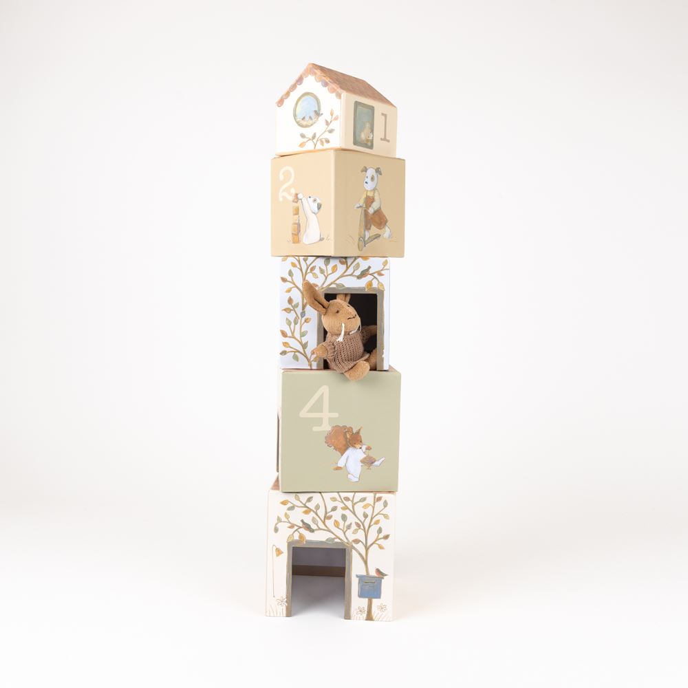 Maison cubique d'Egmont Lenny le lapin. 14x13