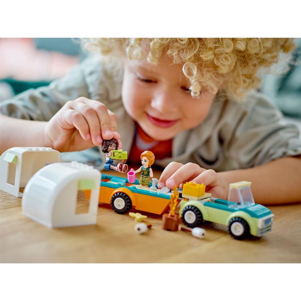 LEGO Friends 41726 Camping Holiday