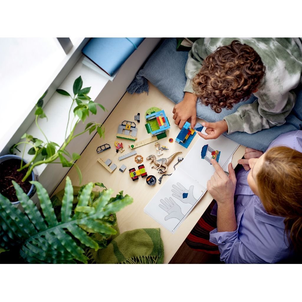 LEGO Jurassic World 76957 Velociraptor Escape