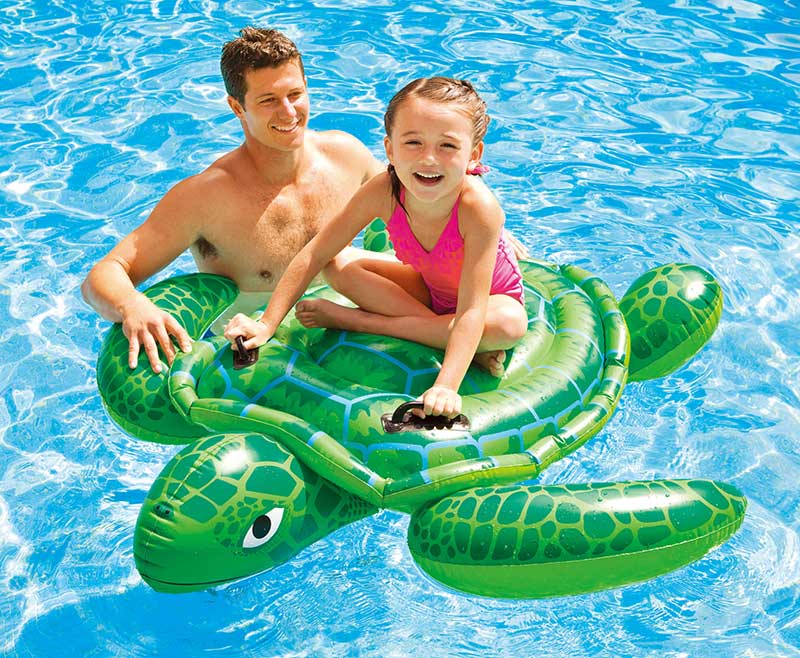 Petite tortue gonflable