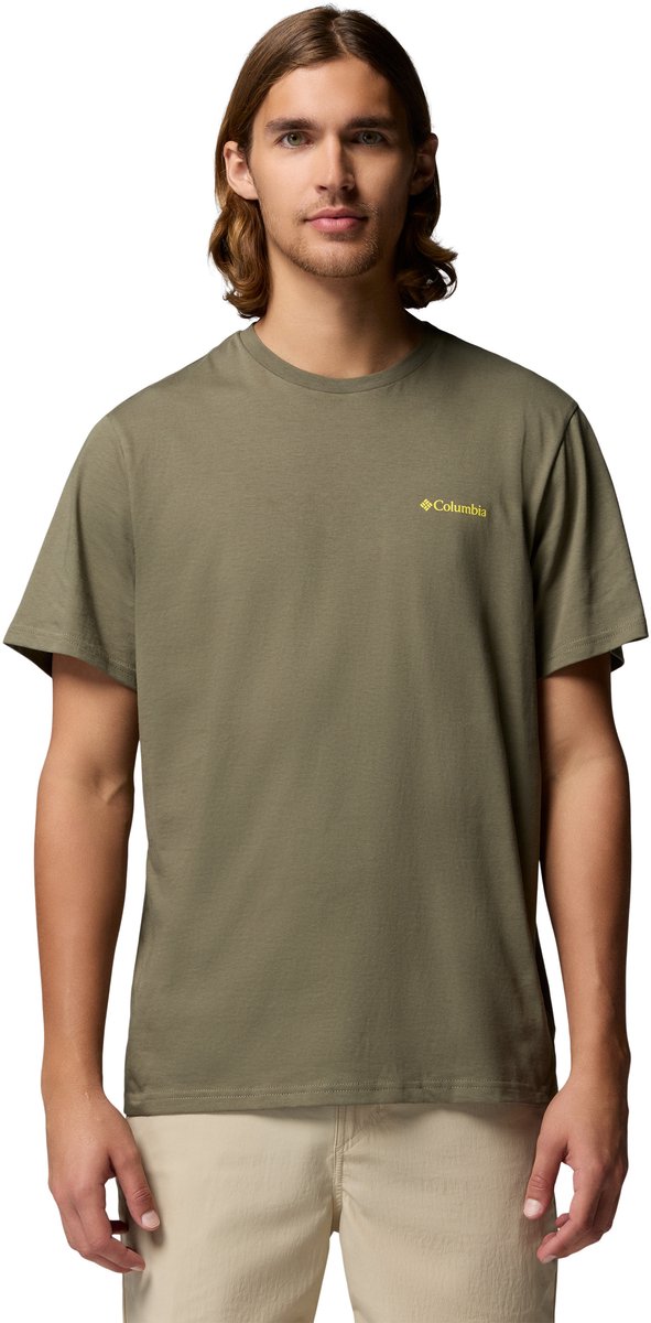 Chemise d'extérieur pour hommes Columbia csc™ outdoor back Graphic Tee - vert pierre, paysage de sable brillant