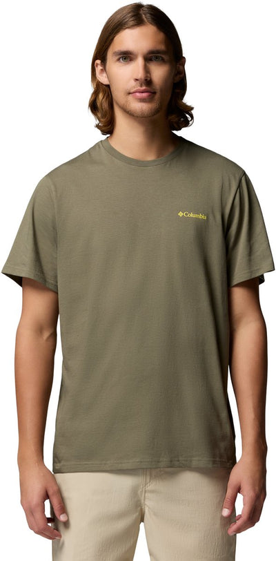 Chemise d'extérieur pour hommes Columbia csc™ outdoor back Graphic Tee - vert pierre, paysage de sable brillant