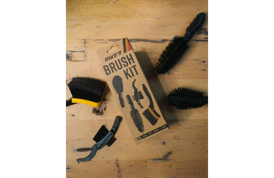 Bike7 - jeu de brosses