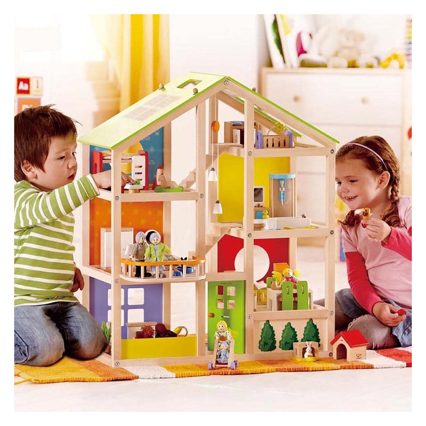 HAPE WOODEN 4 saisons maison de poupée avec meubles