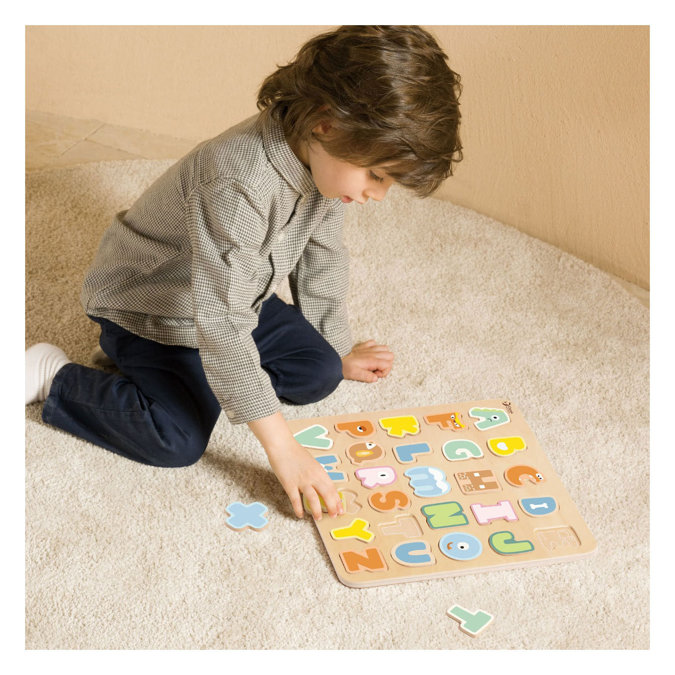 Classic World World Wooden Alphabet Puzzle, 27e.