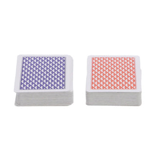 Cartes à jouer de base dans la case 2 sets