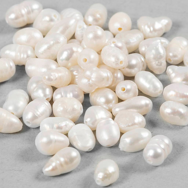 Creativ company perles d'eau douce, perforées transversalement, d 4-6 mm, diamètre de trou 1 mm, nacre, 55 pièces 1 boîte