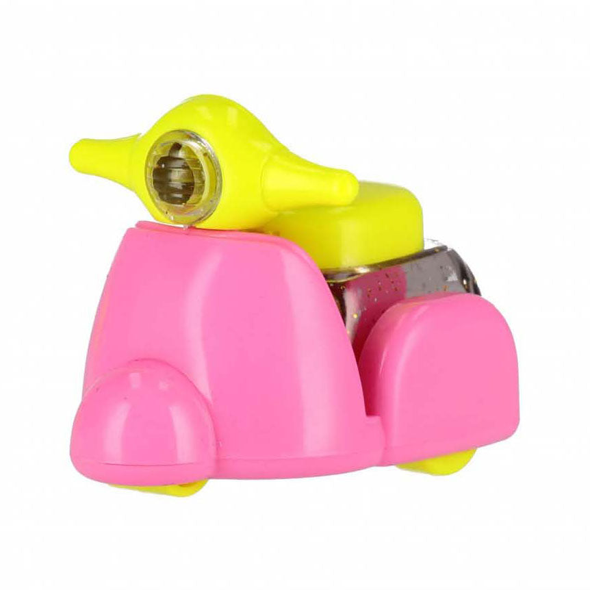 Taille-crayon scooter