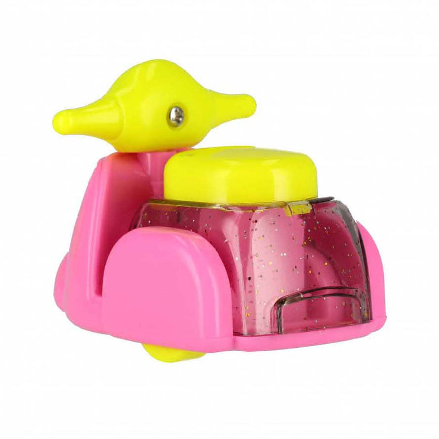Taille-crayon scooter