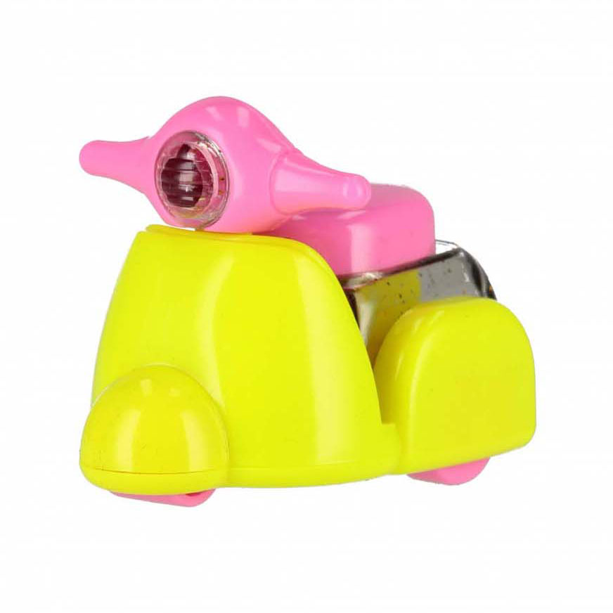 Taille-crayon scooter