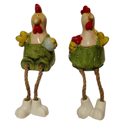 Poulet ambiance manoir avec pattes pendantes 6,3x6,4x9,8cm