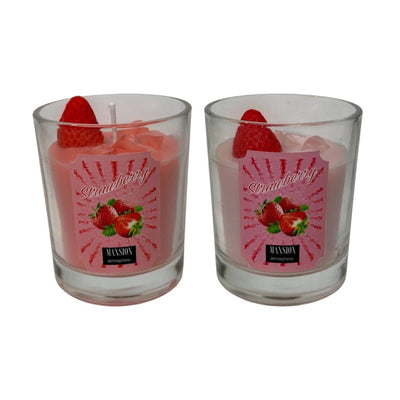 Bougie parfumée ambiance Manoir dans un verre à cocktail fraise