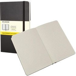 Carnet moleskine l à carreaux couverture rigide noir