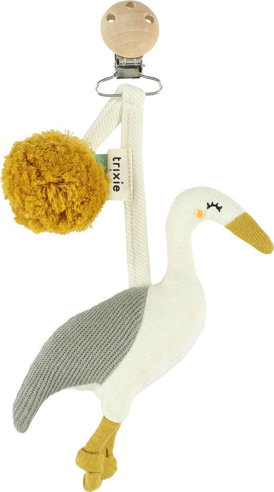 Bébé suspendu au jouet Reiger