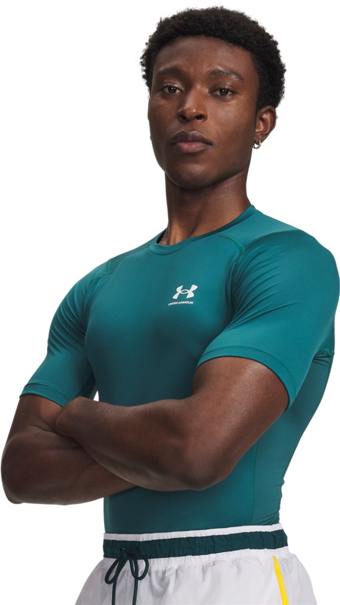 Under Armour UA HG Armour Comp SS-GRN Chemise de sport pour hommes - Rack Green - Blanc