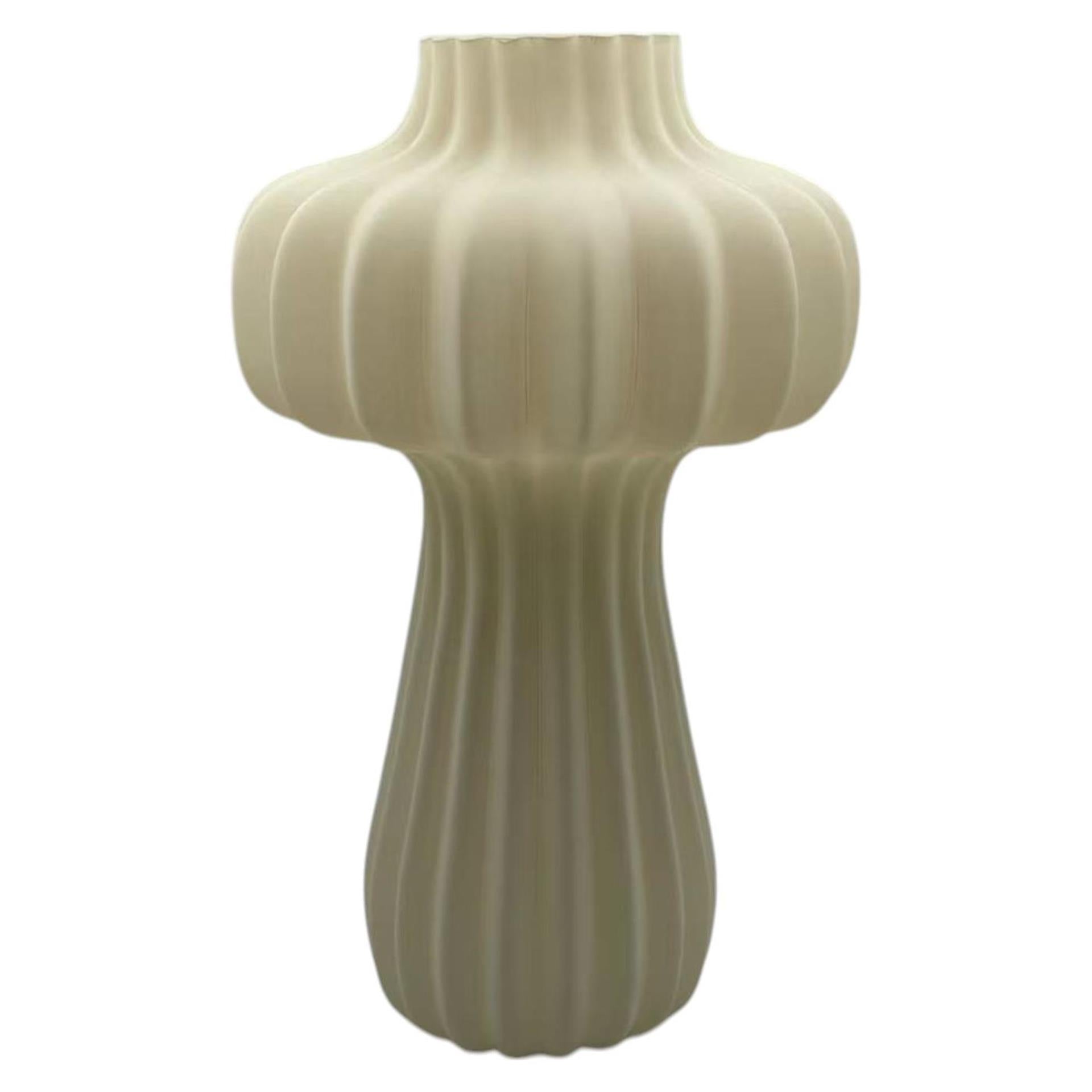 Vase ambiance manoir mae verre blanc 17x17x27,5cm