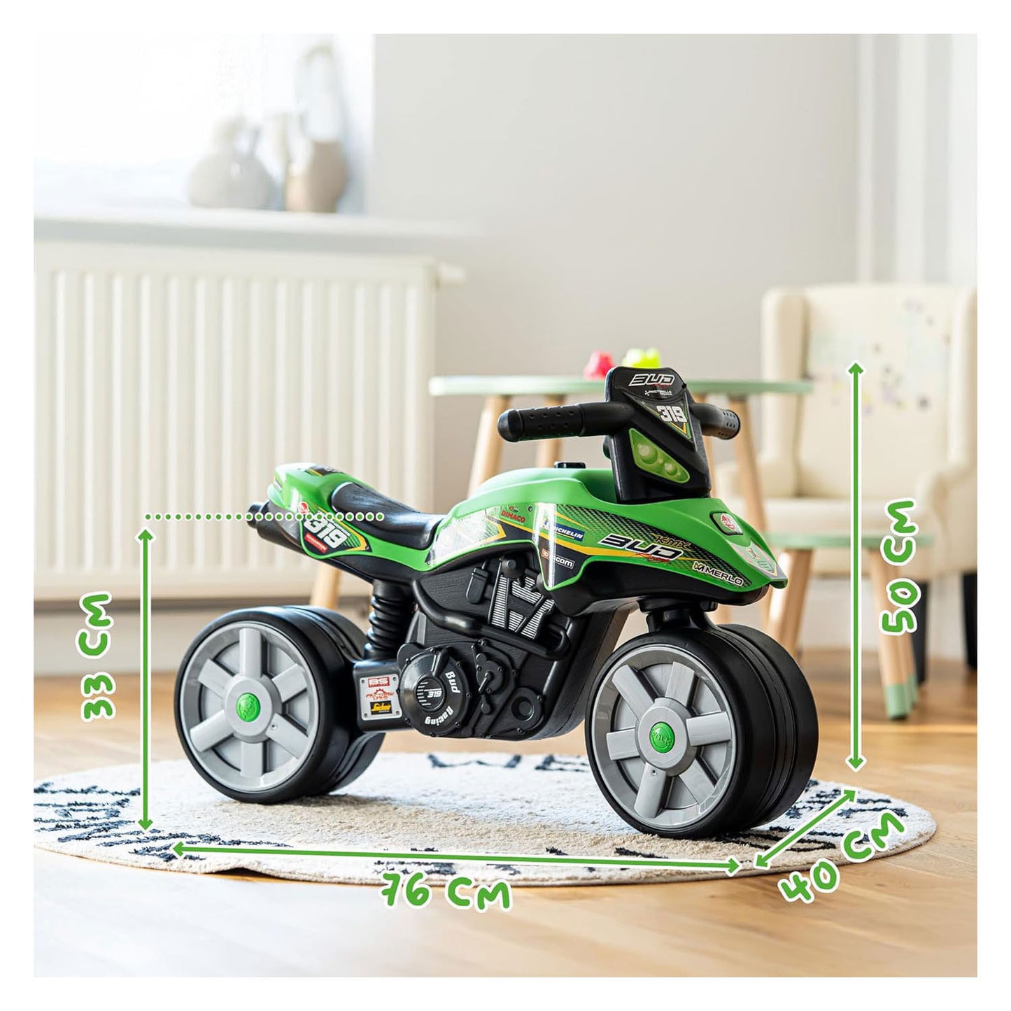 Moteur en marche Abi Falk Bud Racing avec pneus silencieux