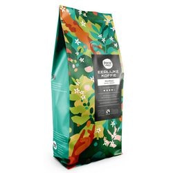 Les grains de café pissent mamao-torréfaction foncée