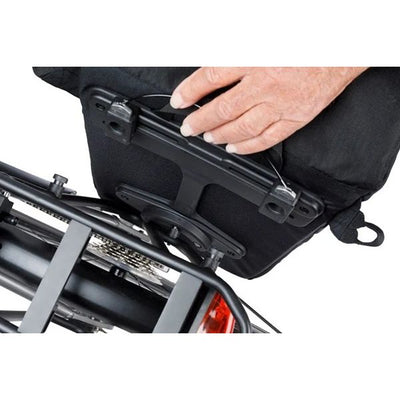 Sac à bicycle de basilic Déplacez des goujons Mik 14 litres 14 x 24 x 34 cm noir