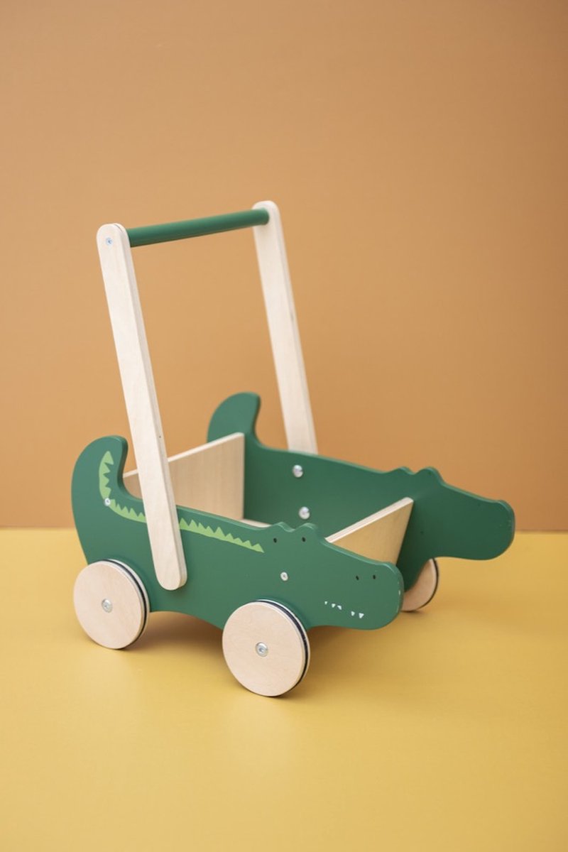 Trixie Wooden Walker MR.