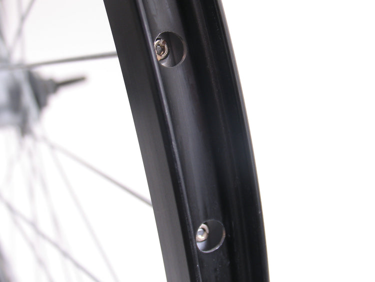 Shimano Roue arrière 28 622x19c Andra 30 Rim avec Nexus 3 Frein Hub noir