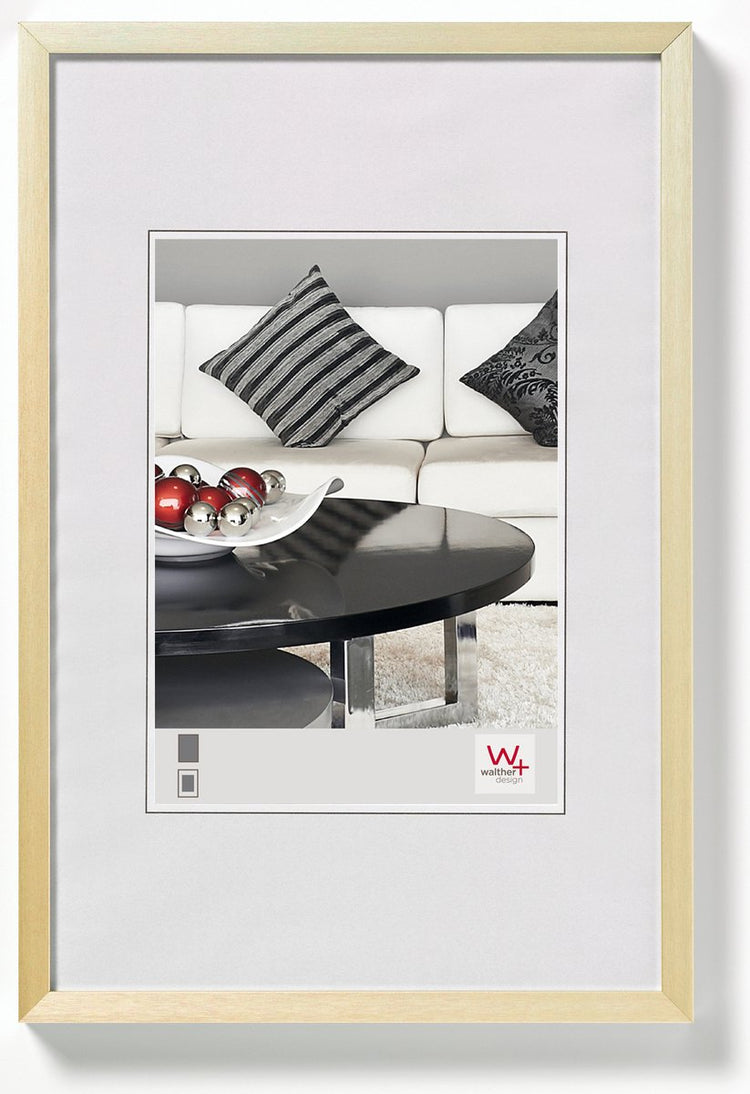 Chaise Walther - cadre photo - format photo 30x40 cm - or