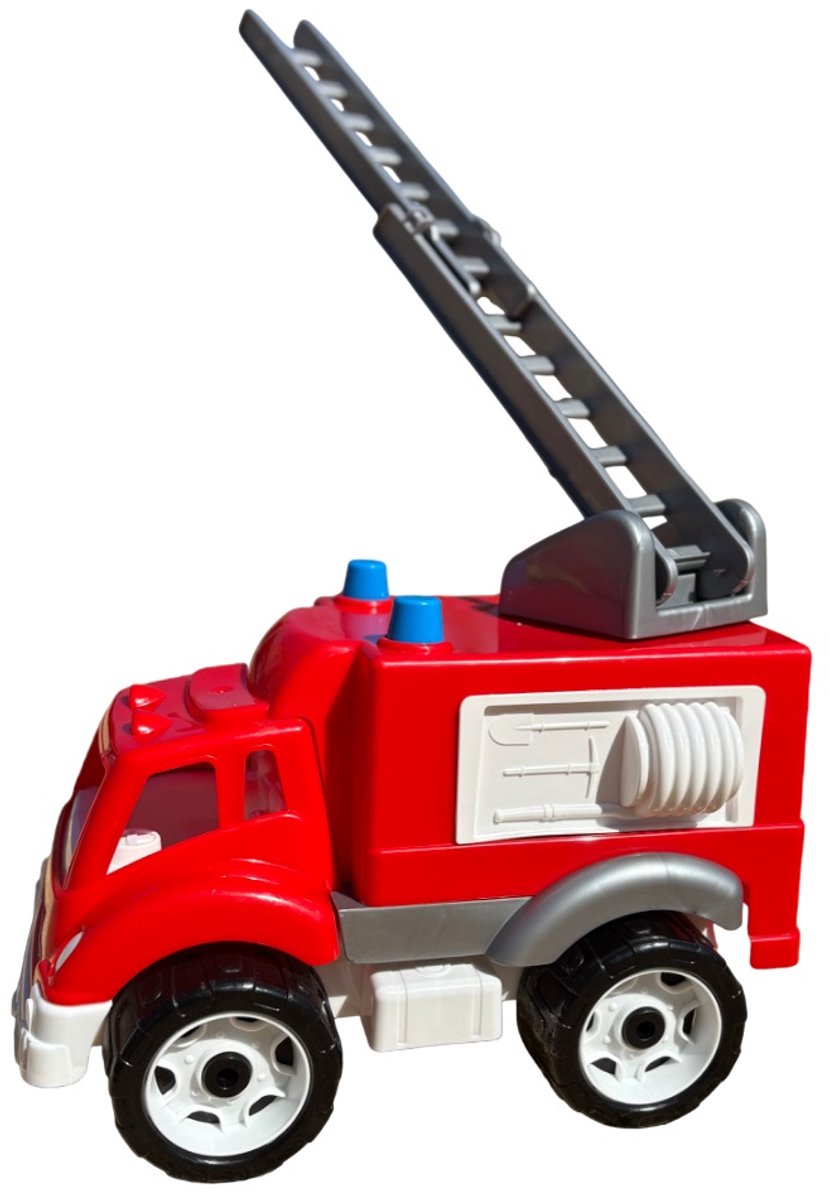 Paradiso joue un gros camion de pompiers