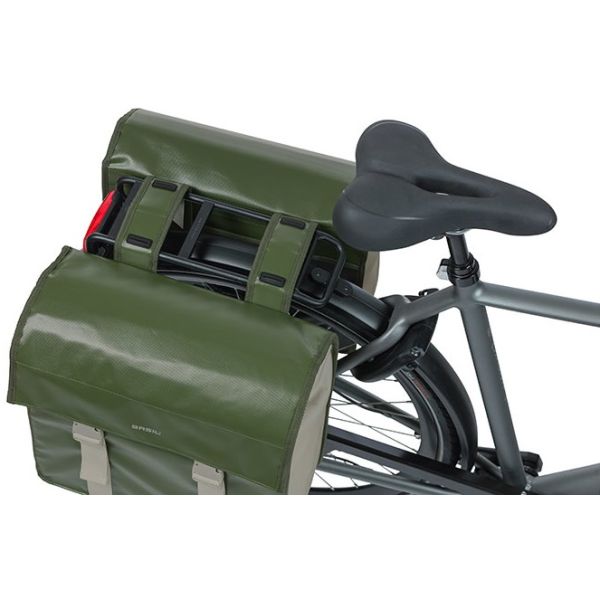 Basil Urban Load Double Bicycle Sac - Polyester étanche à la bâche - Sable vert - 48-53L