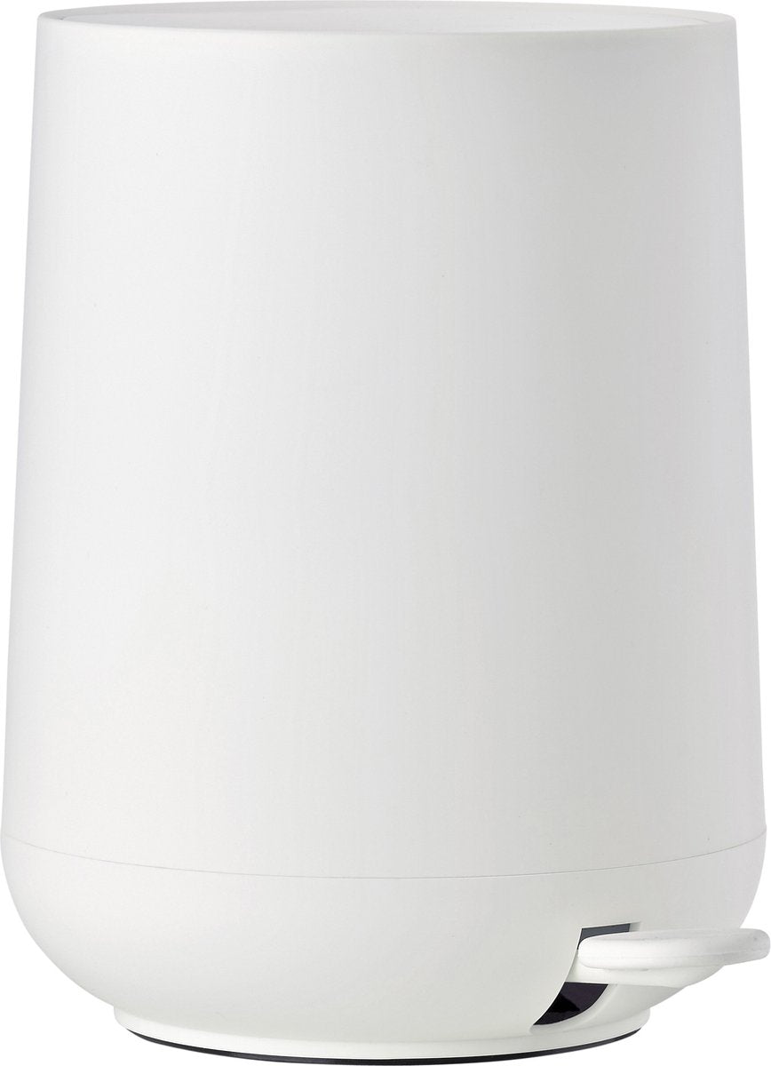 Zone Danemark Poubelle à pédale Nova - Poubelle de salle de bain à fermeture douce - Petite poubelle - Accessoires de salle de bain - Plastique - 5 litres - 29 x 23 cm - Blanc