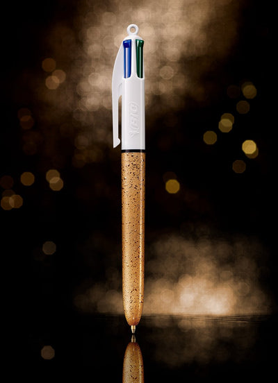 Stylo bille Bic 4 couleurs - corps doré motif glacé - paquet de 1 pièce - pointe moyenne 1 mm