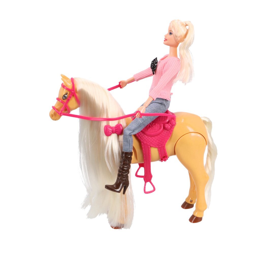 D'autres marques passent avec un véritable ensemble de speel de cheval de marche