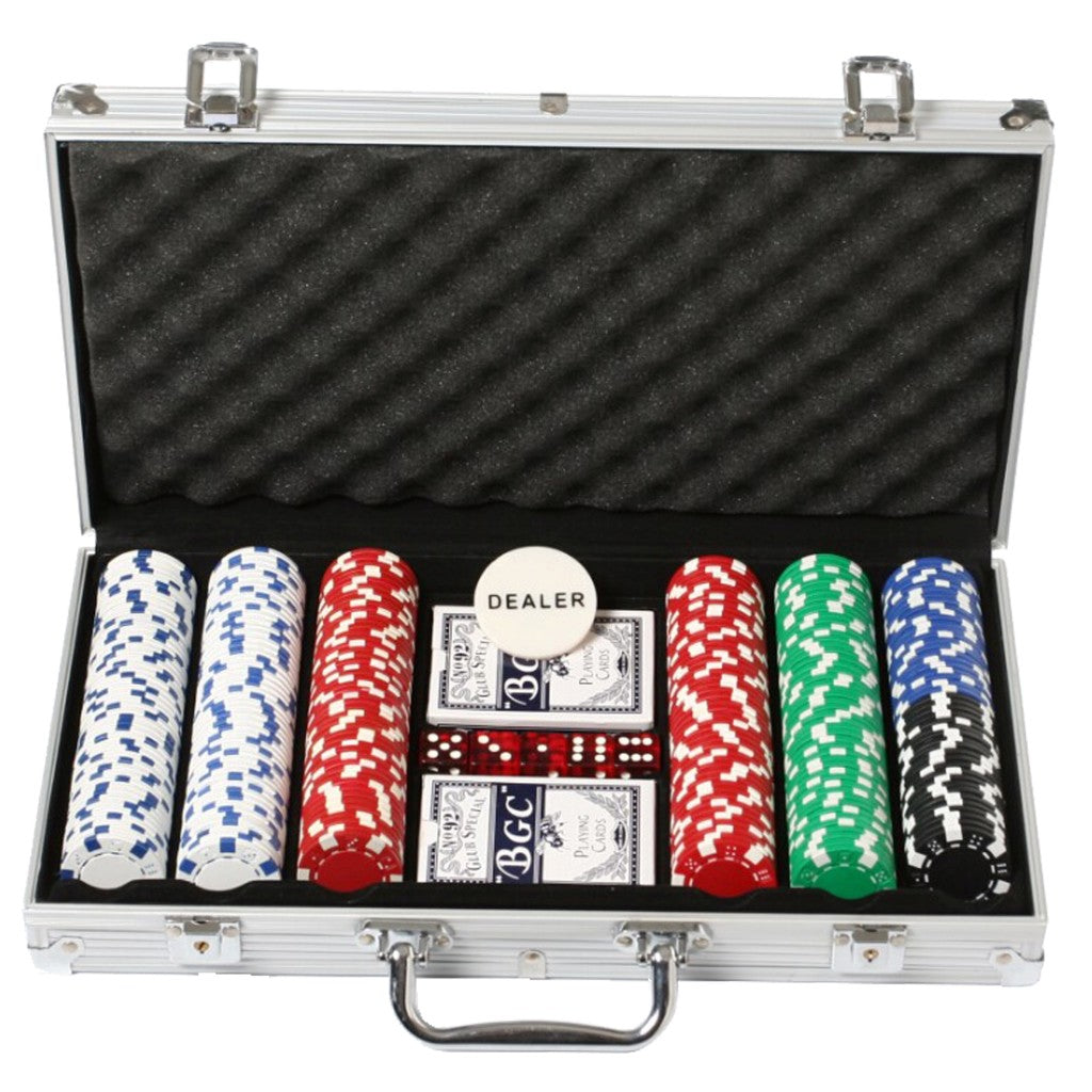 Ensemble de poker de base dans une valise en aluminium