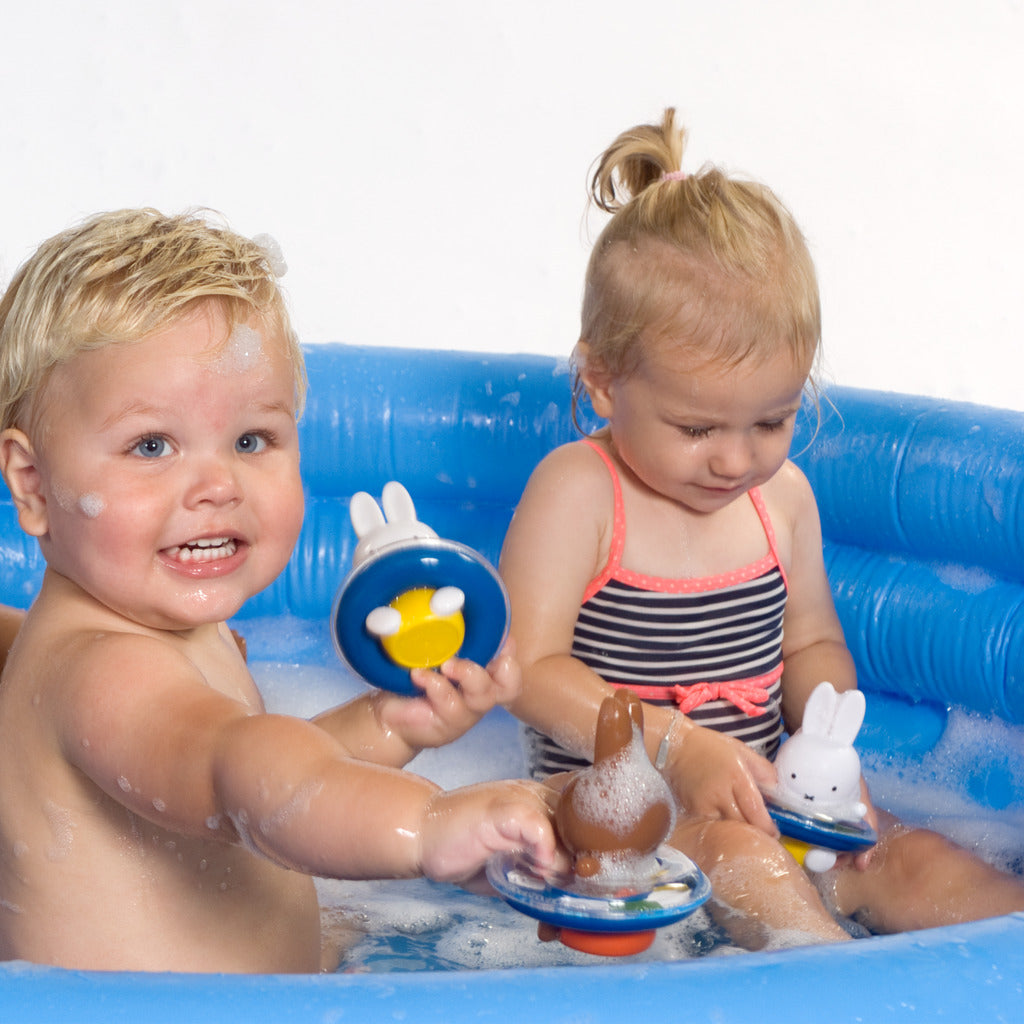 Rubo Toys ou Nina Bath Figure