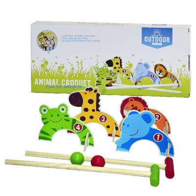 Jouer en plein air des animaux en bois en bois croquet