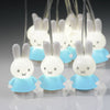 Guirlande lumineuse Miffy bleue.