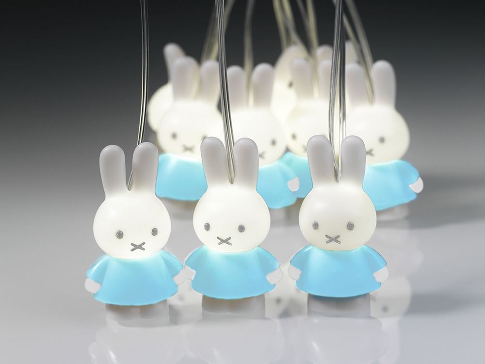 Guirlande lumineuse Miffy bleue.